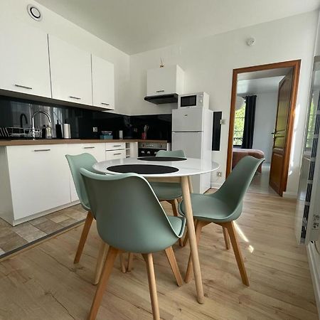 Appartement Le Petit Charcot Шарлевиль-Мезьер Экстерьер фото